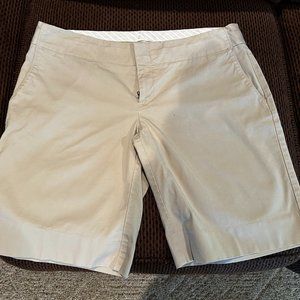 Gap Shorts - Womens Stretch - Size 8